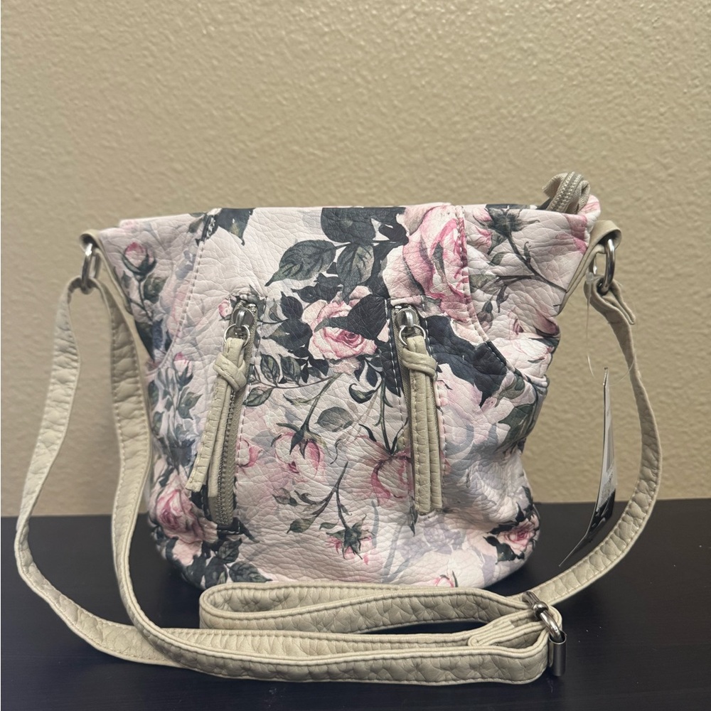 NWT Bueno Floral Print Crossbody/Shoulder Bag